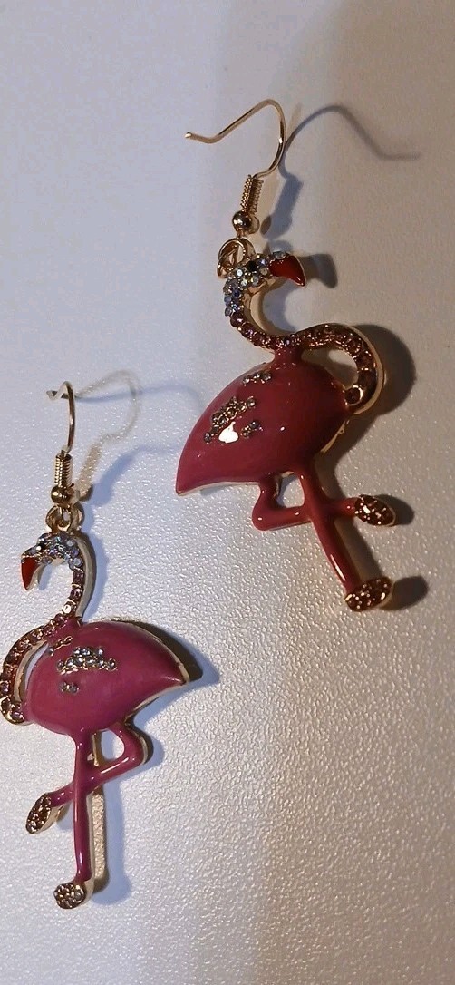 Flamingo Dark Pink Enamel And Rinestone Dangle Earrings Goldtone On Hooksl