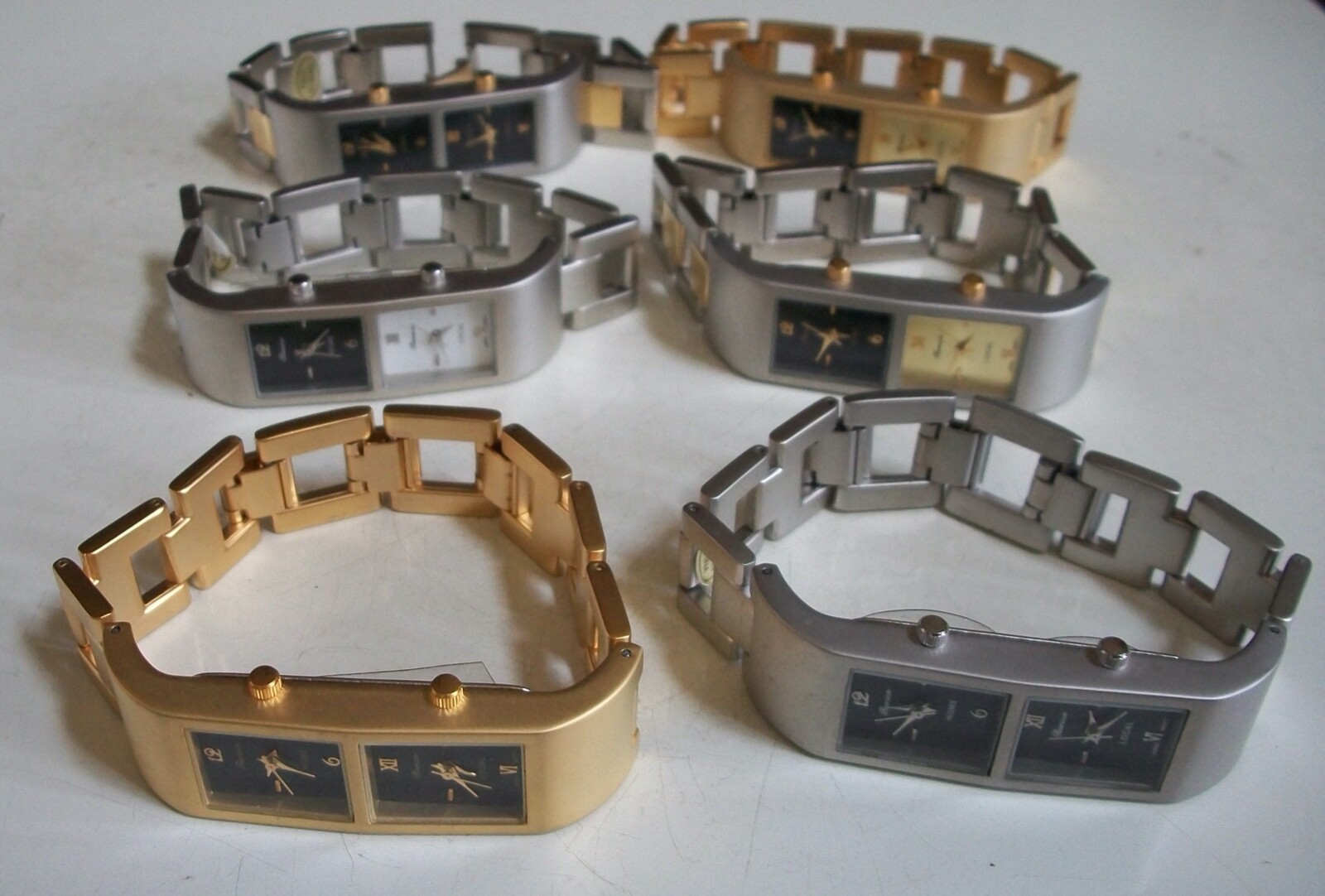 Silver, gold Or two tone finish dual time 2 time zone fashion women’s watch