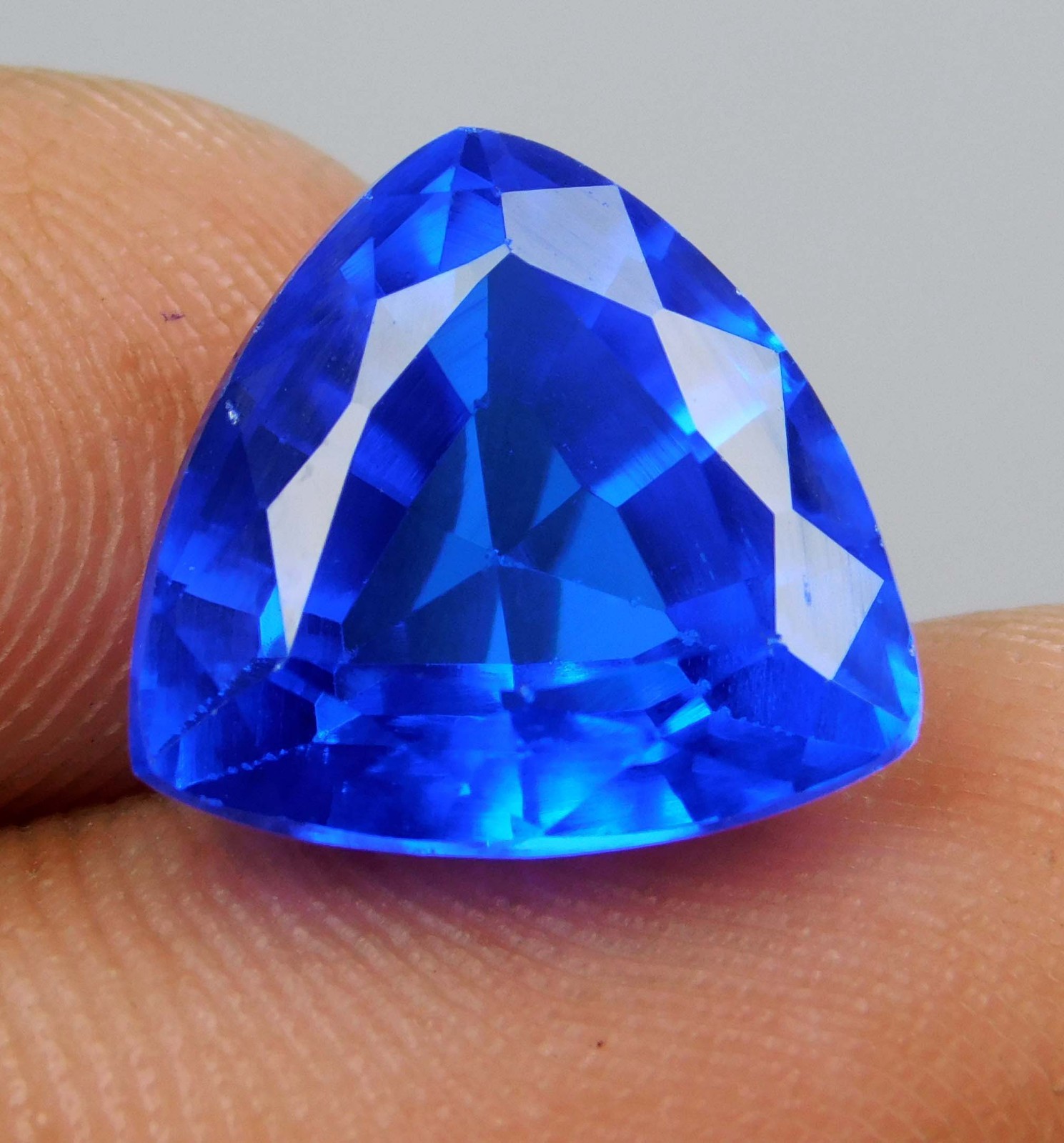 Top Quality Natural 6.00 Ct Cornflower Blue Spinel Ceylon Emerald Cut Loose Gem