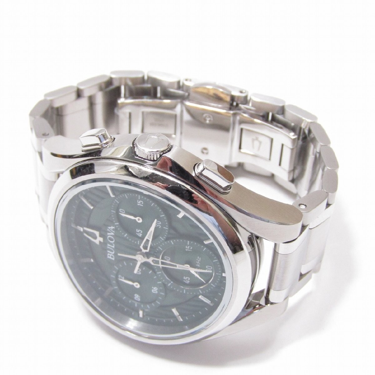Excellent condition BULOVA Curv collection men’s wristwatch quartz 96A297