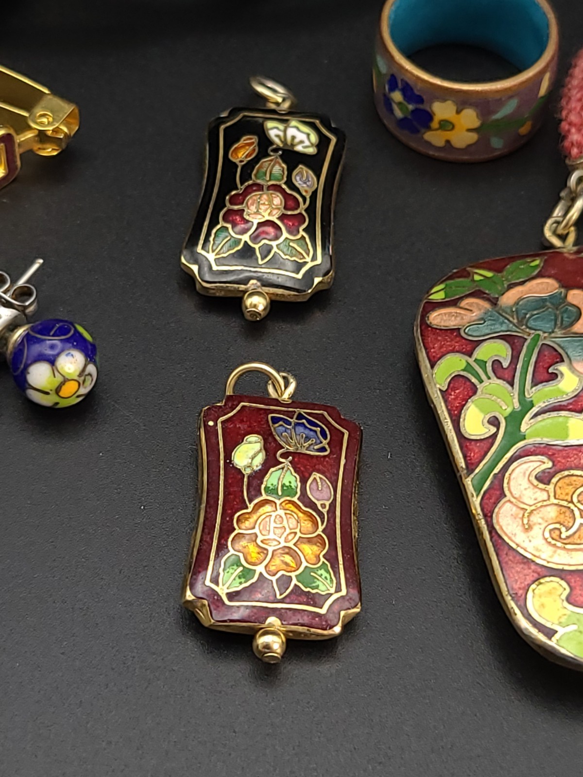 Vintage Cloisonne Jewelry 18 Pc Lot Bangles Earrings Pendants Ring Necklace