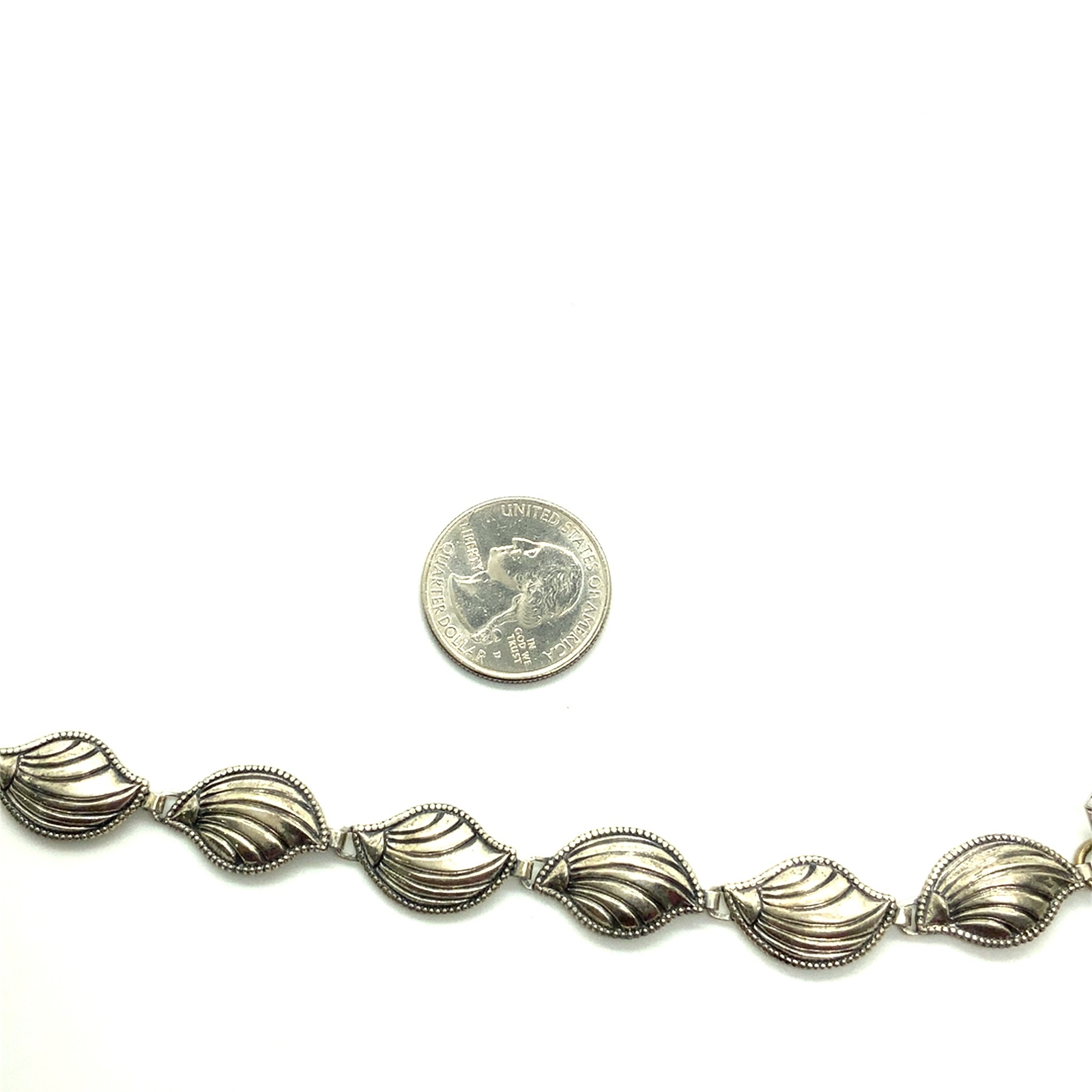 Vtg Sterling Silver Signed Beau Carved Shell Shape Pattern Link Bracelet 6 3/4