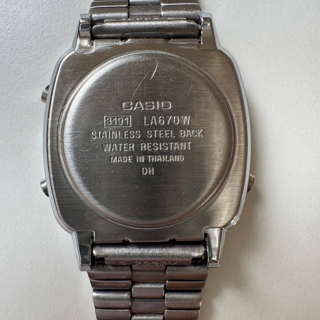 Retro nostalgia Casio LA670WE / 3191 mini digi adjustable strap silver grey 409