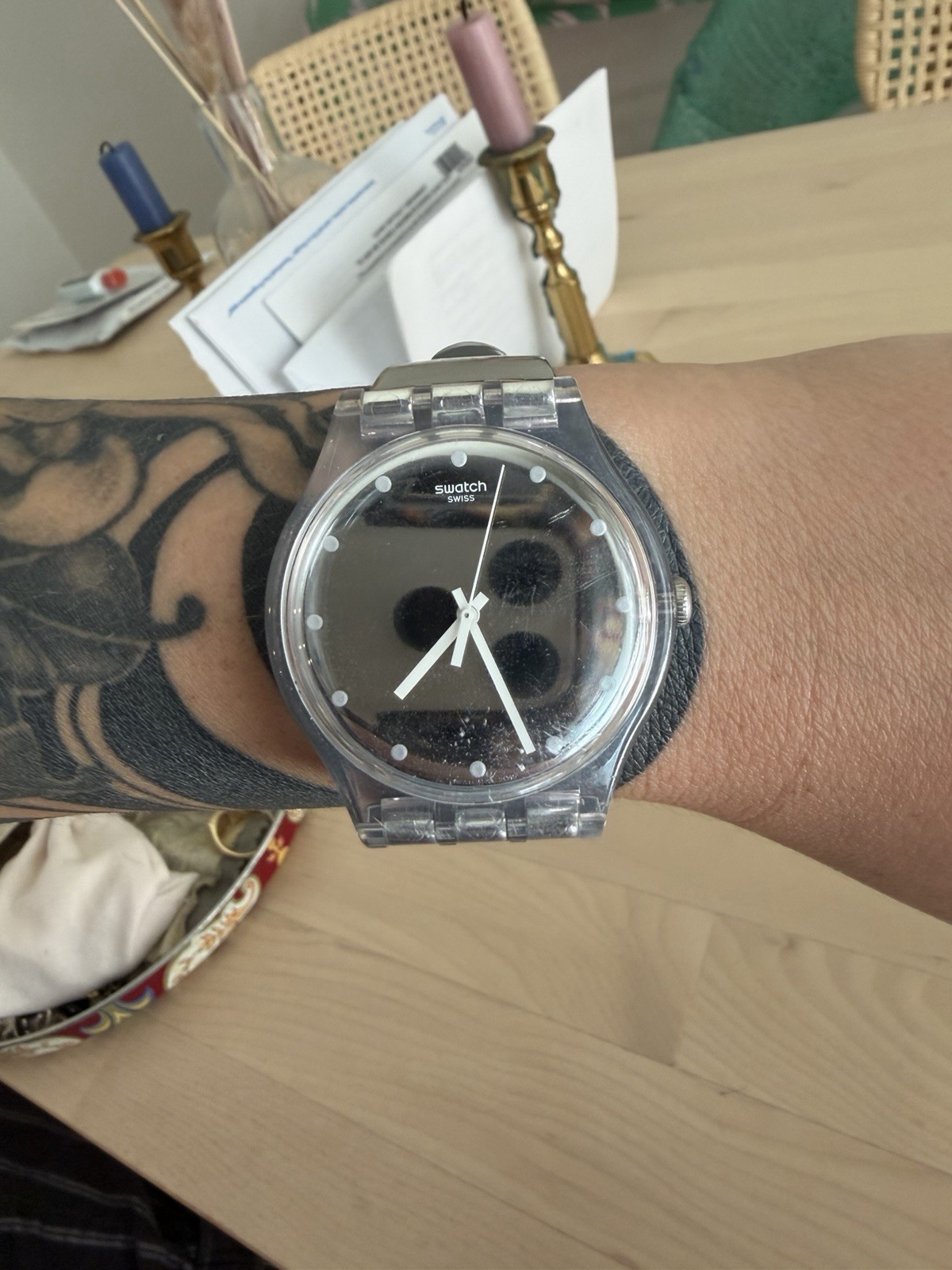 Swatch The SHINY MOON (SUOK121) Silver Mirrored Watch Retired Sold Out Vintage