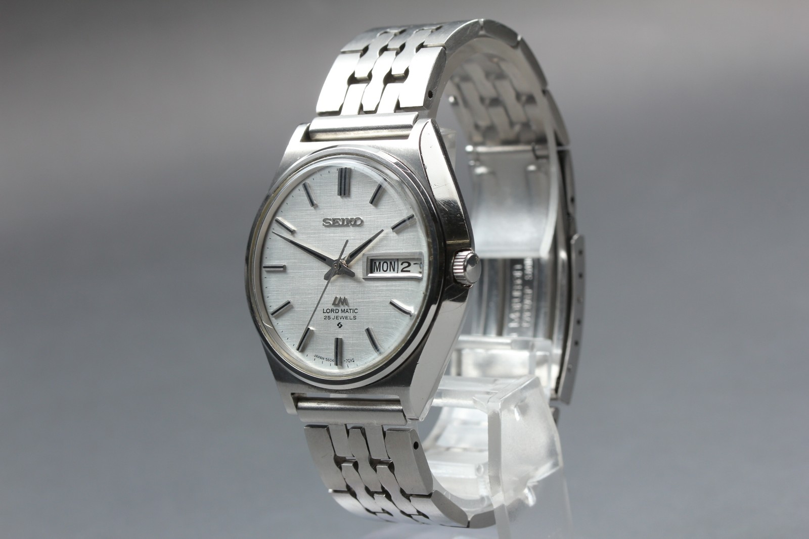 Vintage 【Exc+5 】 Seiko Lord Matic 5606-7010 Day Date Silver AT Men’s Watch Japan