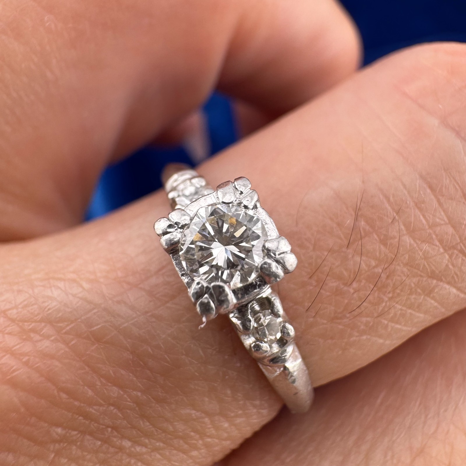Sweet Vintage 1940s–50s Platinum 900 Diamond Ring 0.27ctw Size 6 3.1g
