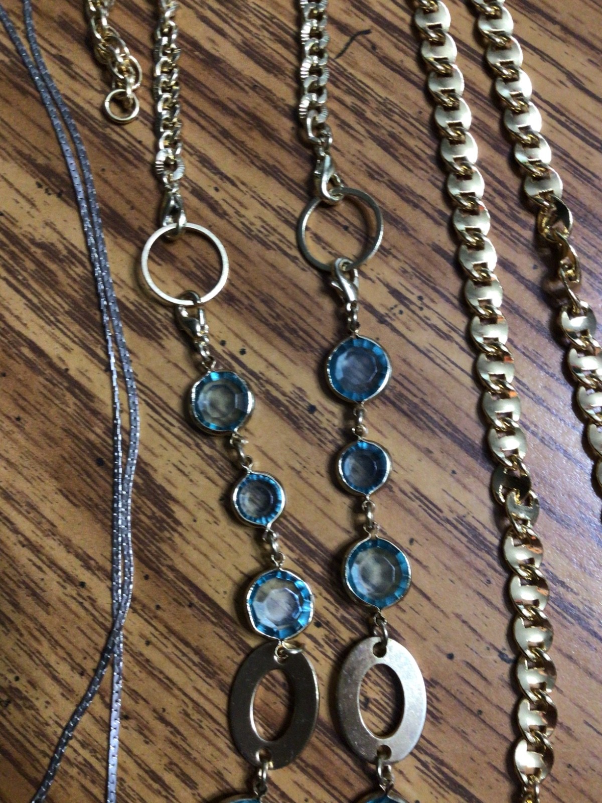 Vintage Costume Jewelry Lot, Necklaces, Bracelets, Earrings, other odds and ends