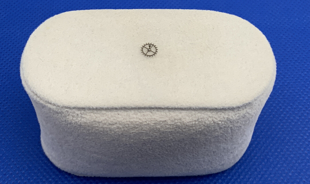 To Fit Rolex 3035 5015 Escape Wheel Watch Part. NOS