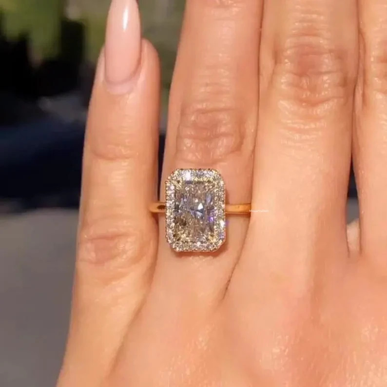 3.20Ct Radiant-Cut EF/VS1 Lab Grown Diamond Halo Engagement Ring 14k Yellow Gold