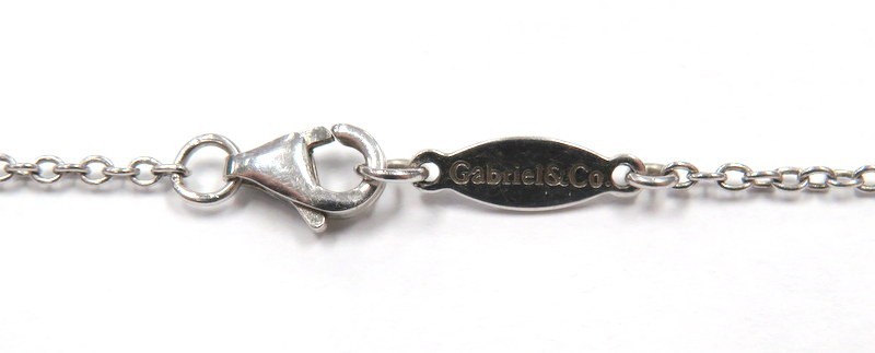 Gabriel & Co .925 Sterling Silver White Sapphire Oval Locket Necklace 25″