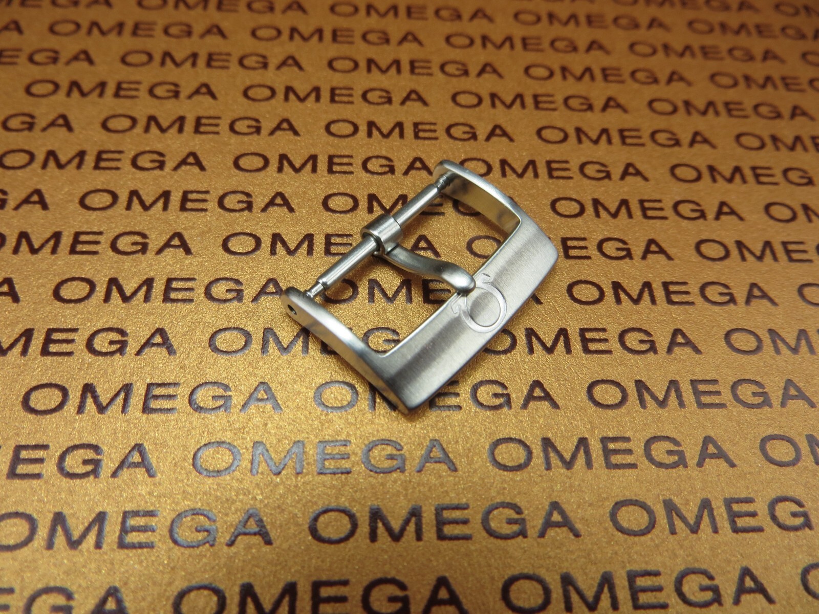 New 18mm Authentic OMEGA Stainless tang buckle Silver White Brush 18 94511803