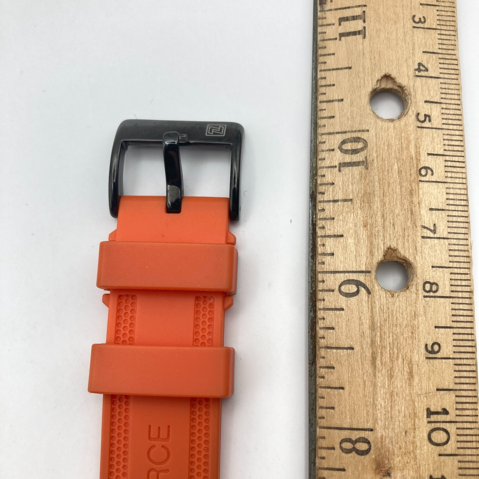 Naviforce Men’s Watch 43mm Black Orange Day Date 30M WR New Battery 9.5″