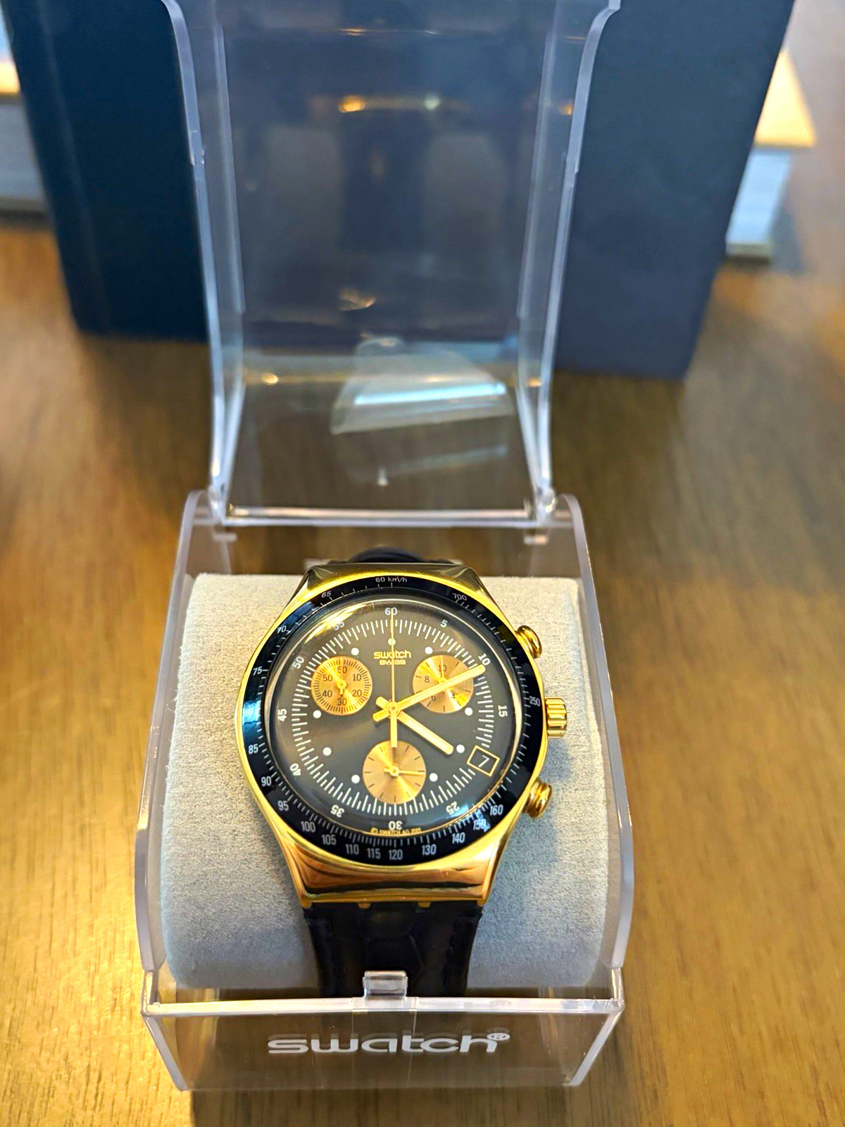 Swatch YCG401 Goldfinger James Bond 007 Chronograph 2002 Unworn w/ Box