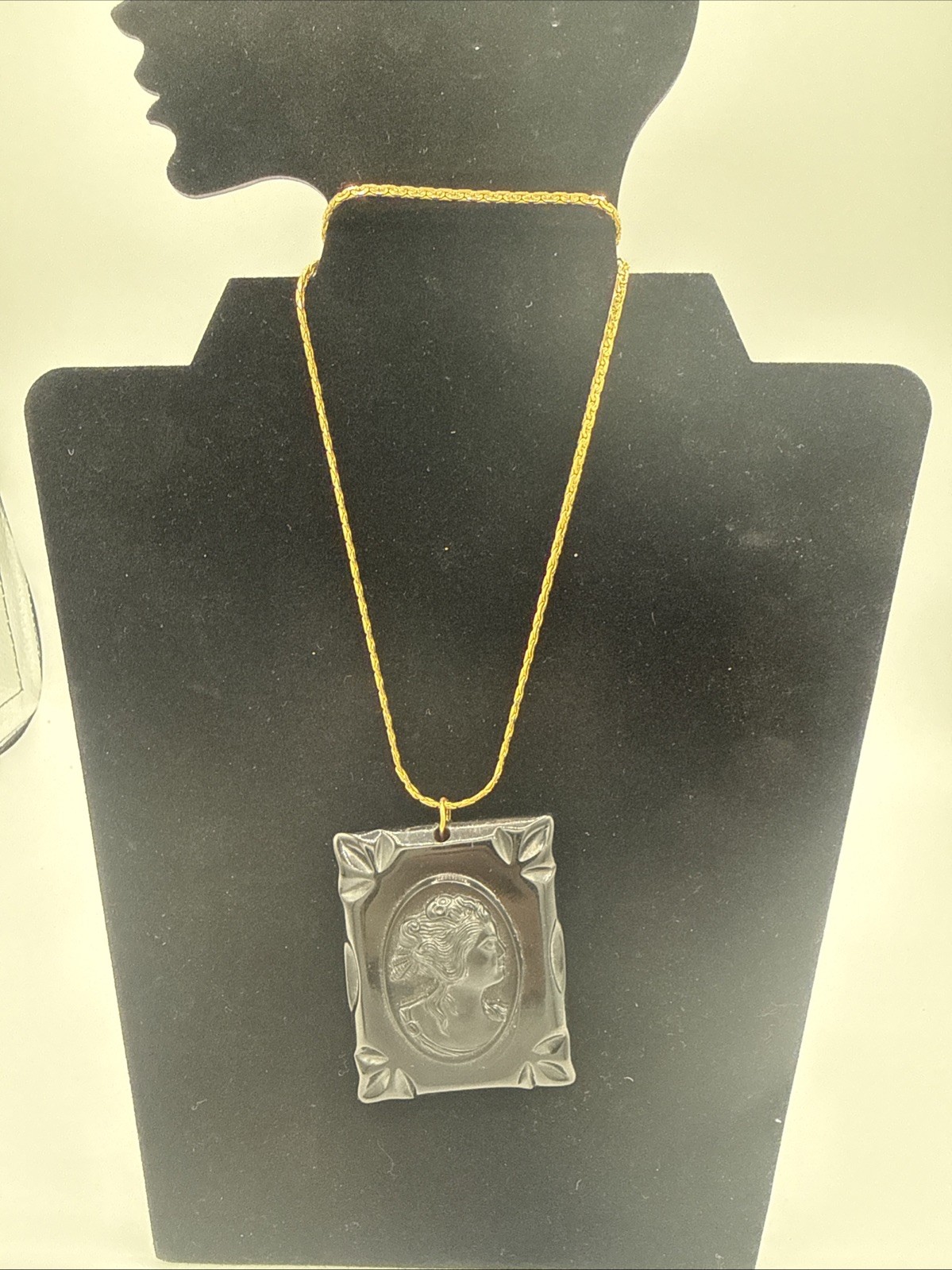 Vintage Black Victorian Cameo Necklace Celluloid Bake Gothic Mourning Pendant GP