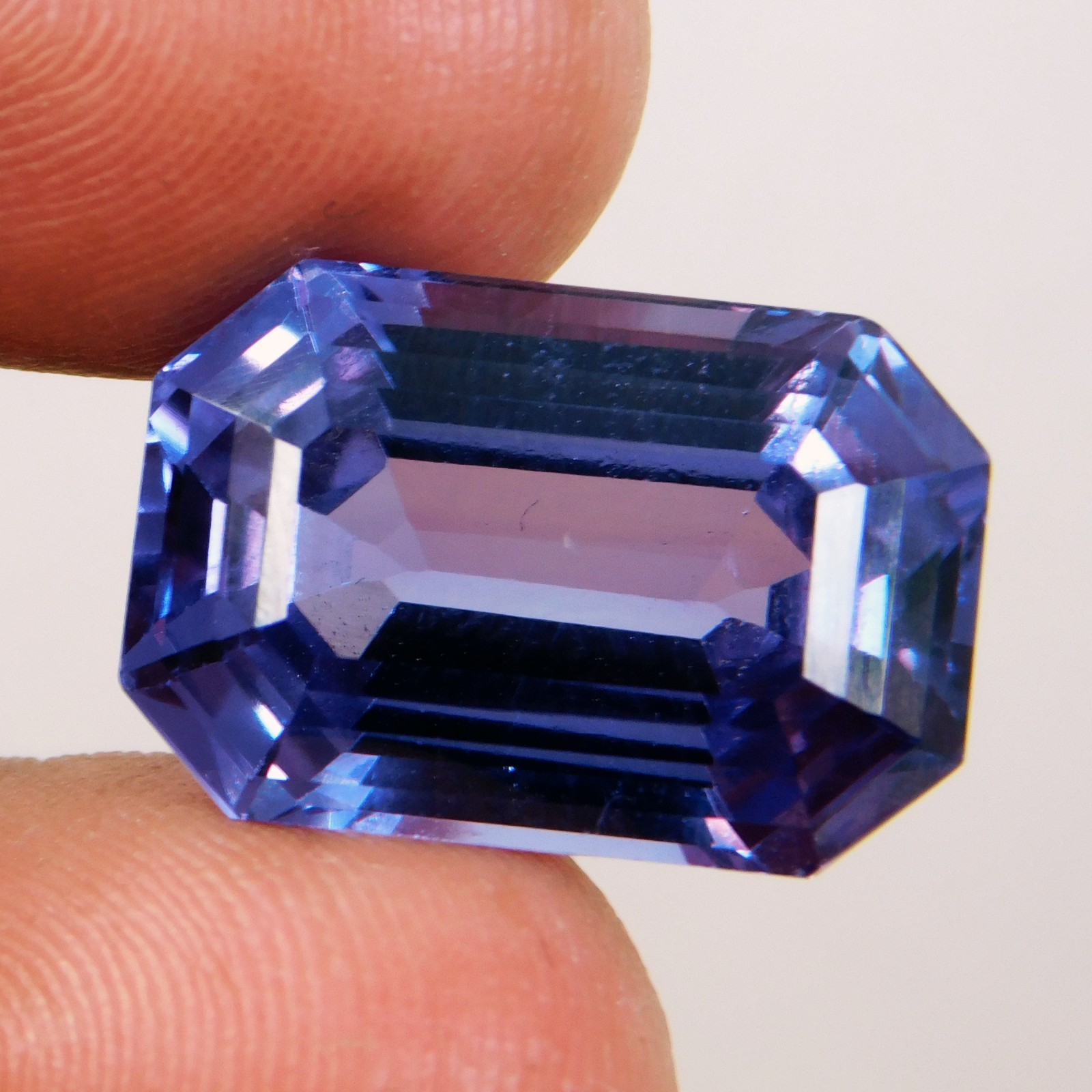 20.00 Ct Natural Color Change Alexandrite Emerald Cut Certified Loose Gemstone