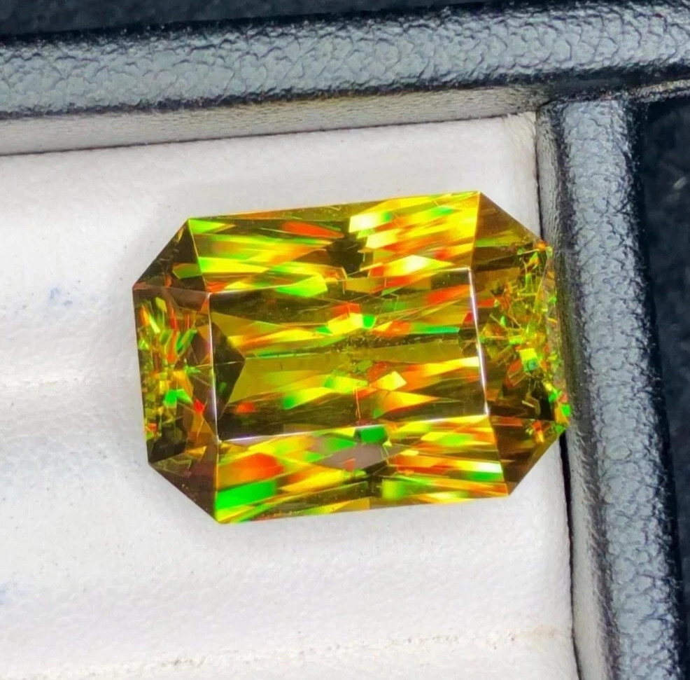 5 Ct Natural Full Fire Sphene Titanite Radiant Cut Gemstone For Jewelry Making