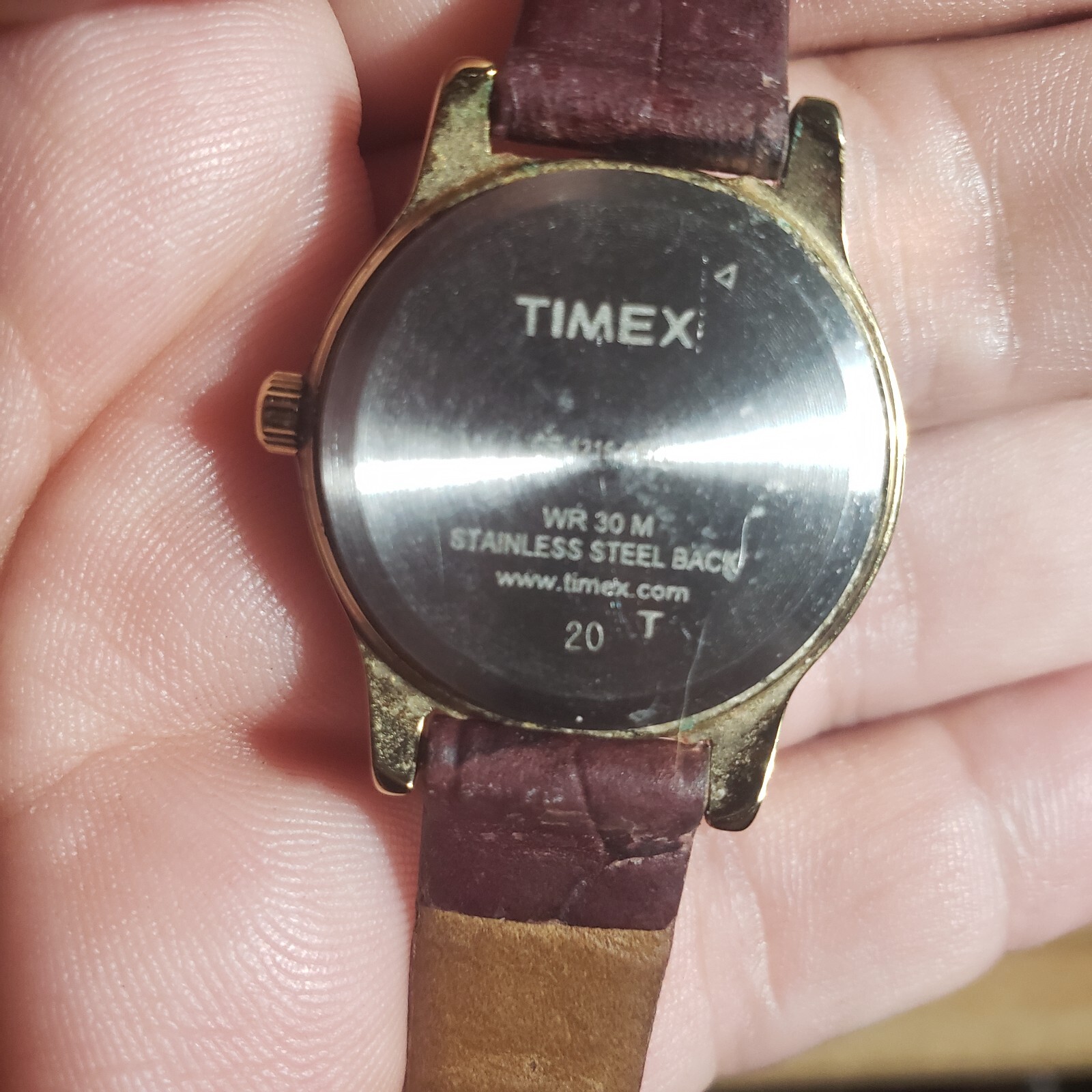 Timex Watch Women Gold Tone Date Leather Band Indiglo WR 30M New Battery