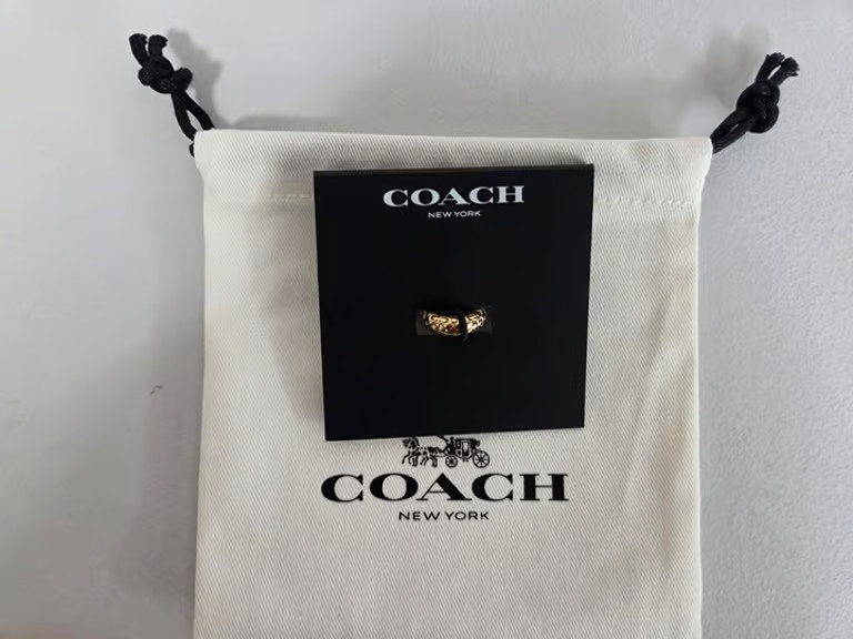 COACH Womens Signature Quilted Ear Cuff