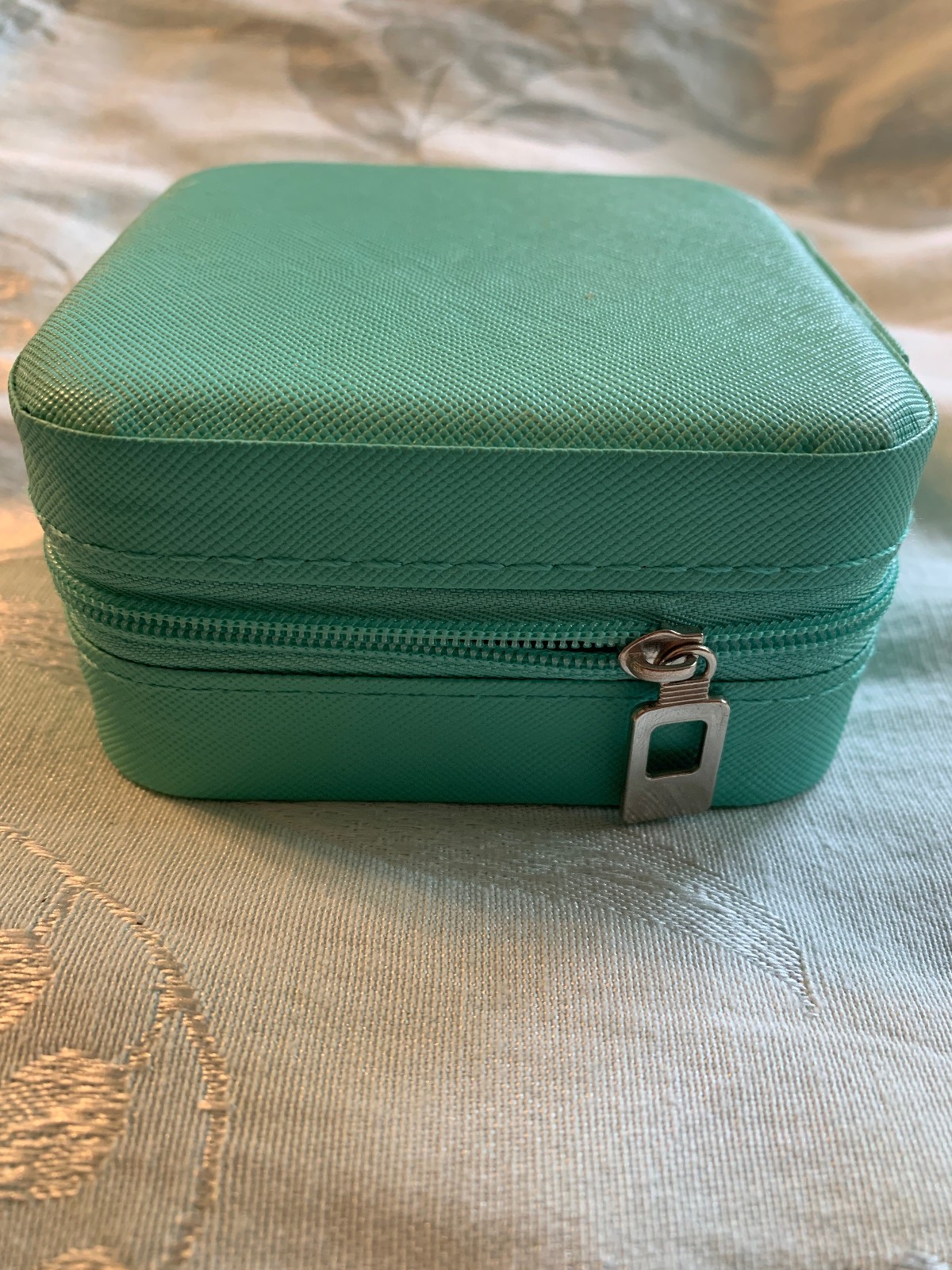 NEW Aqua Jewelry Box Square Travel Size Faux Leather Portable Zip Closure
