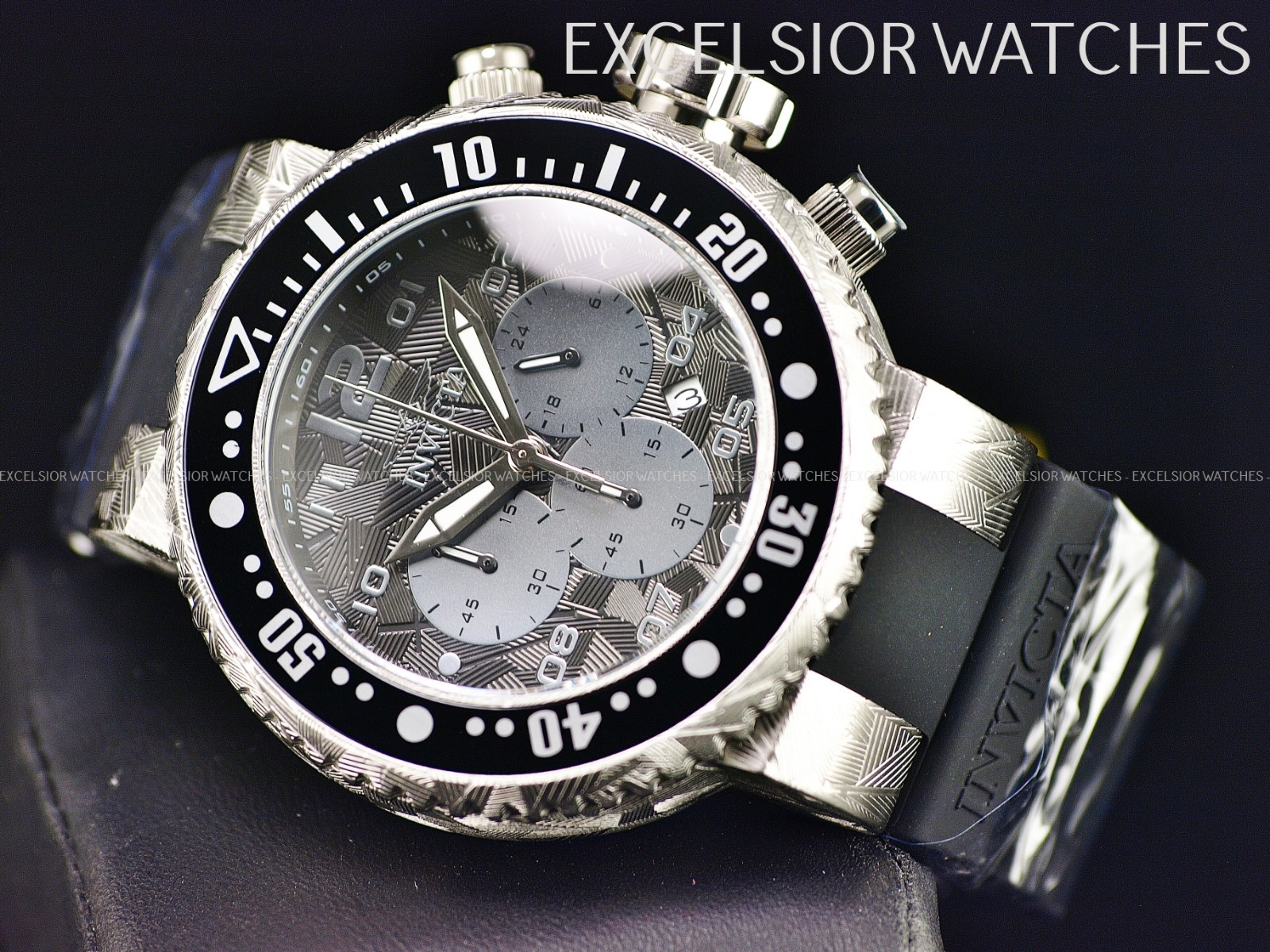 New Invicta Men’s 52mm Pro Diver Laser Acid Etched Quartz Chronograph SS Watch