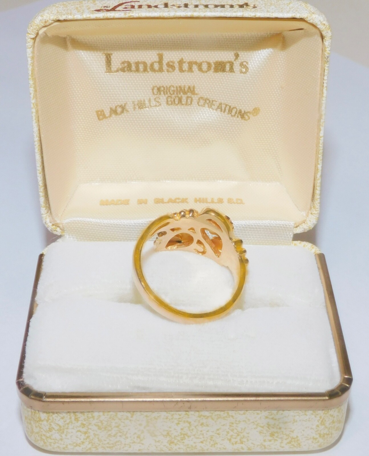Black Hills Gold 10k Landstrom’s Multiple Leaf Ring Size 7 1/2