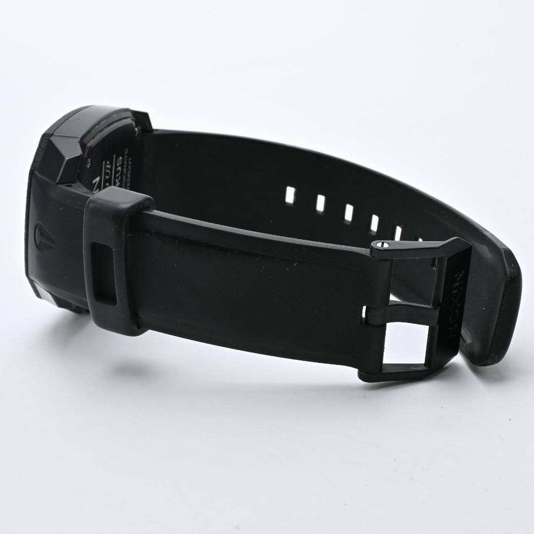 Excellent condition, fully functional NIXON THE RUCKUS all-black polycarbonate g
