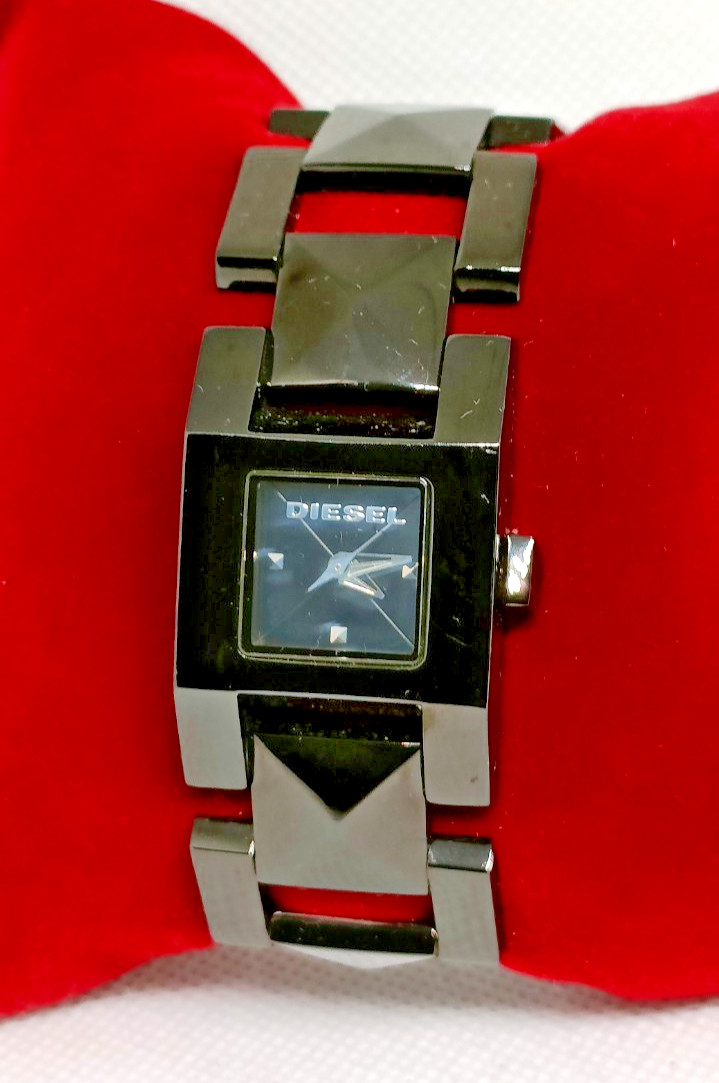 Rare DIESEL DZ-5138 Women’s All Black Solid Steel Quartz Watch – VGC/Working