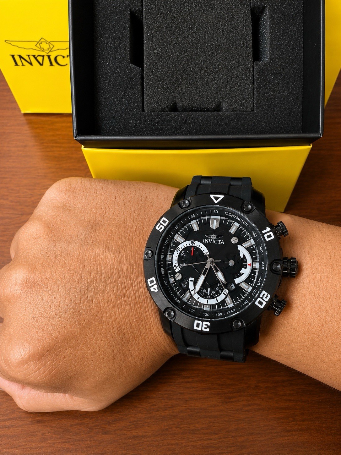 Invicta 22799 Gent’s Chrono Black Dial Steel & Silicone Band Watch