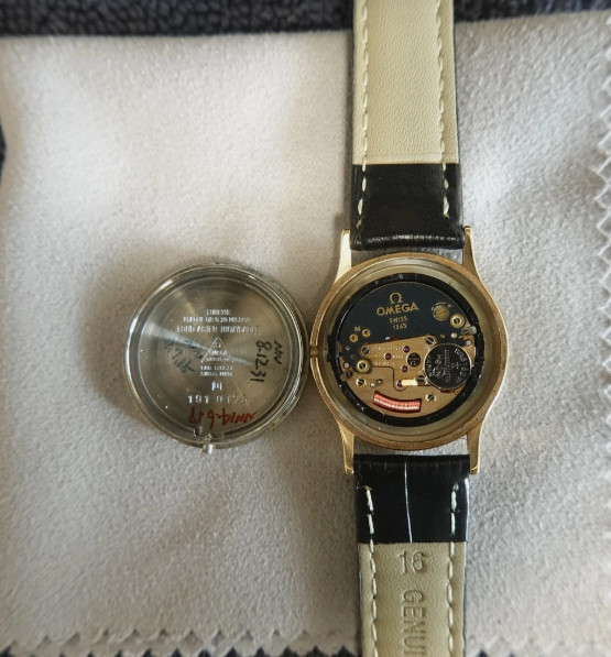 Rare OMEGA De Ville – NEAR MINT – Cal. 1365 Gold Dial Quartz – STUNNING