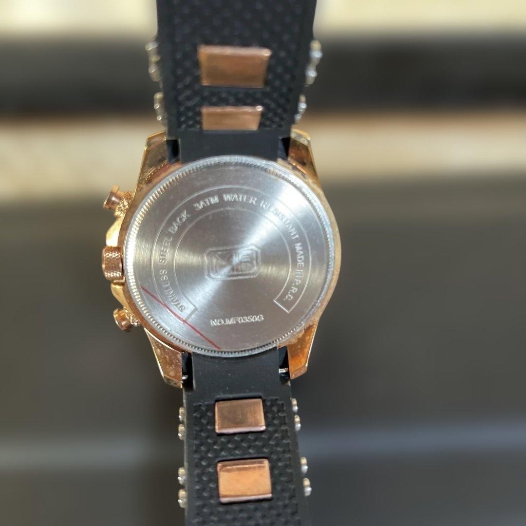 Quartz Watch Rose Color Stylish