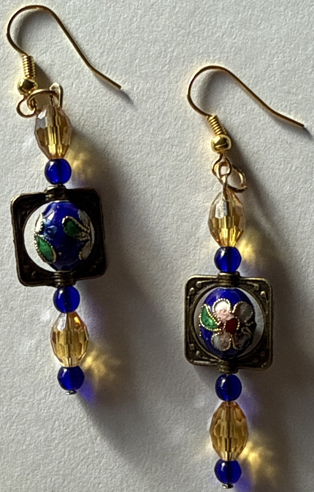 GOLD FLORAL SQUARE Handmade NECKLACE & EARRING SET(24”Chain)Wear Everyday•Beaded