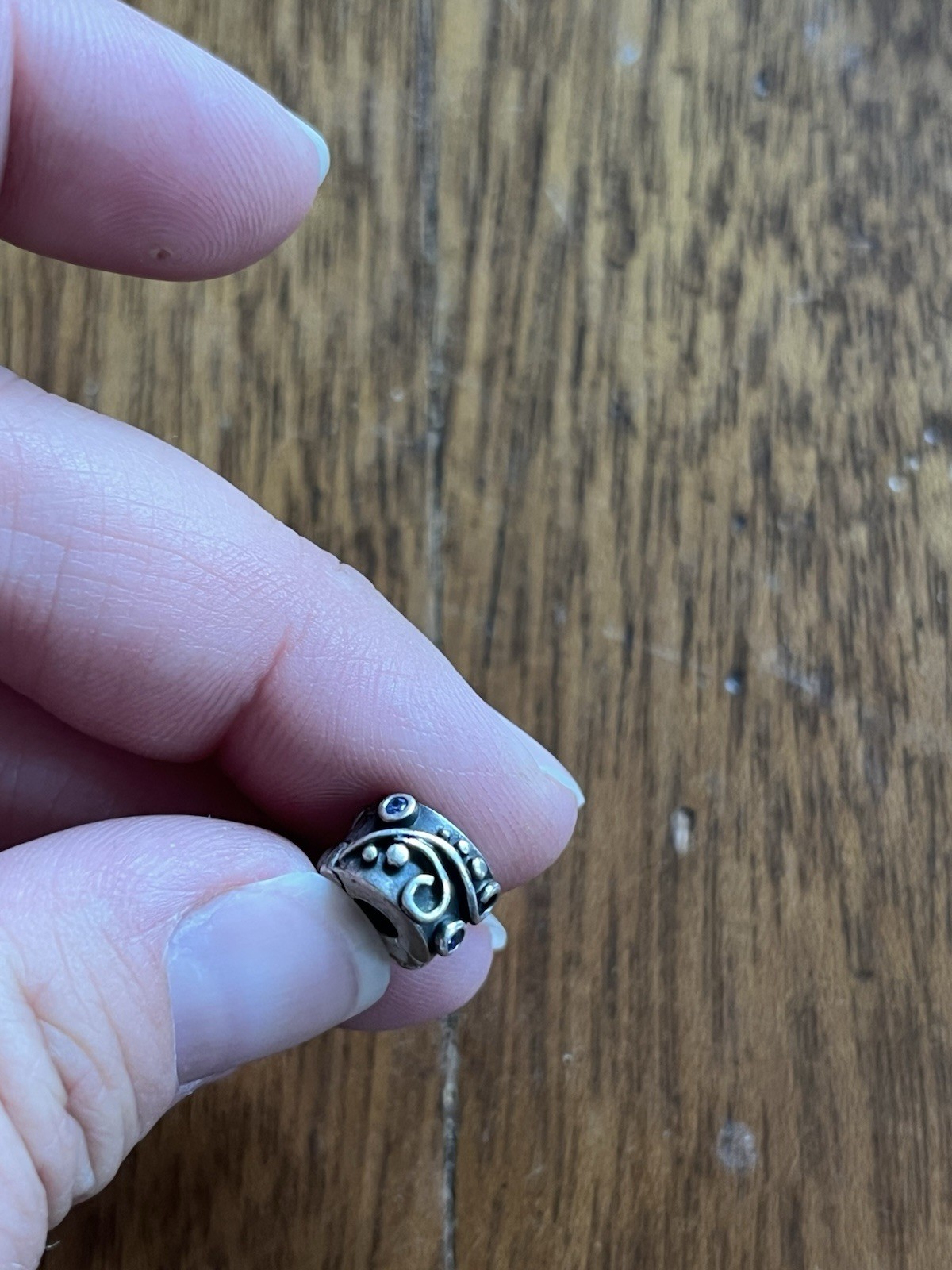 Authentic Pandora Moments Blue Tendril Clip/Charm/Bead Silver 925 ALE 790380CZB