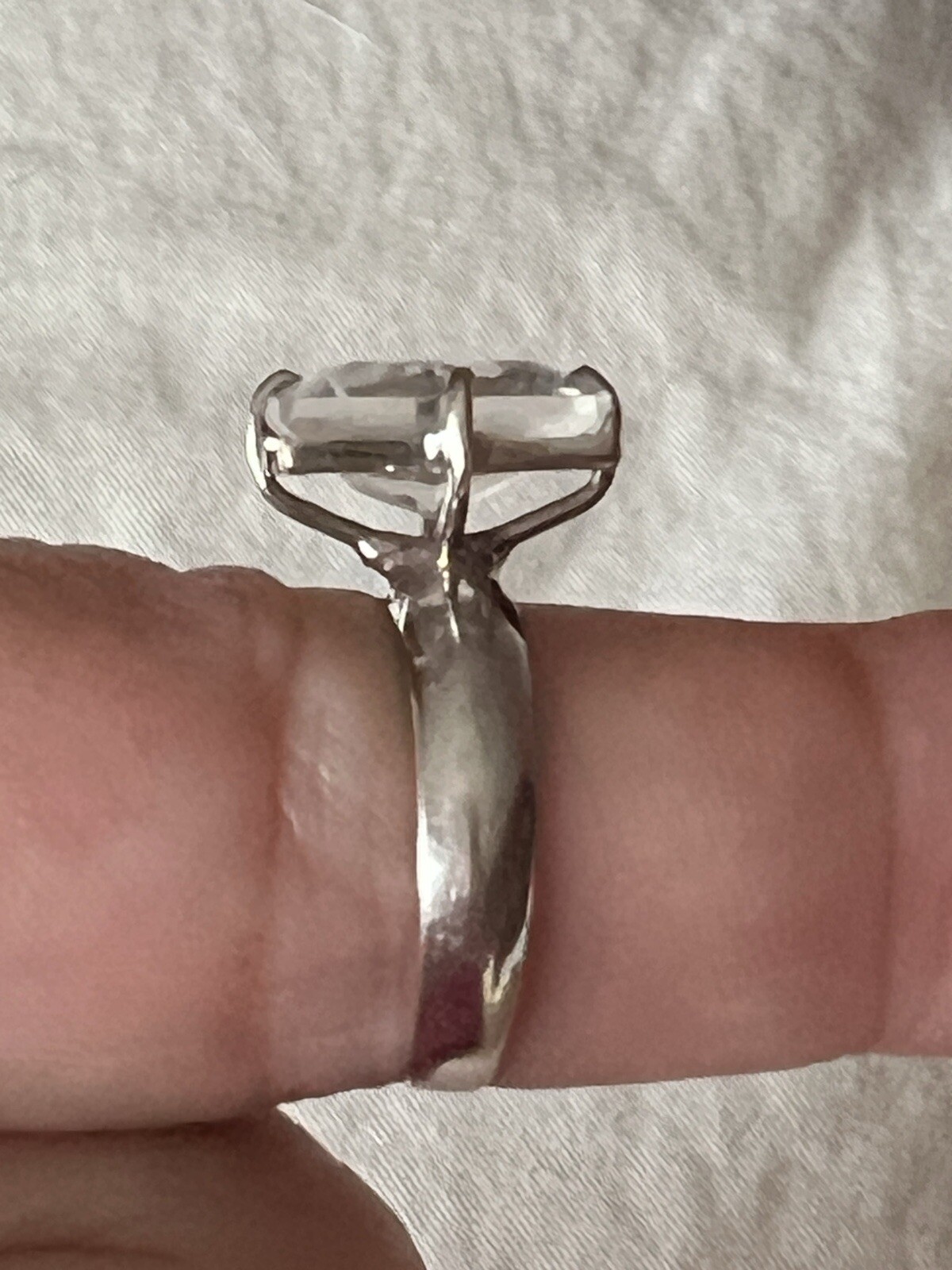 Vintage 18k White Gold Different Stone Cut Sapphire Tower Cocktail Ring Size 7