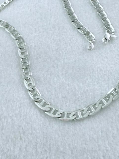 GS Signed Silver Tone Flat Geometric Link Chain Necklace 23 Inch