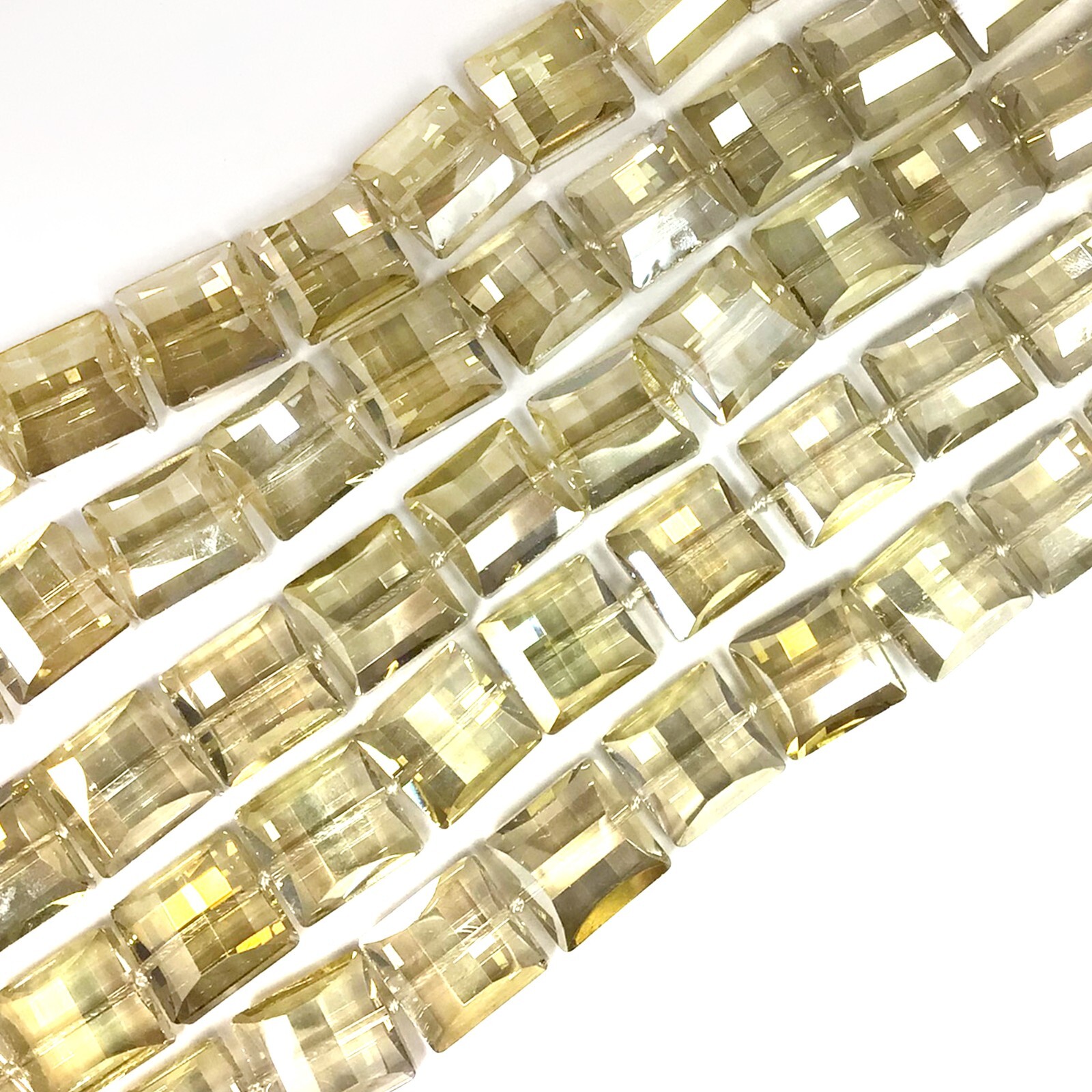 Champagne Cream Yellow Crystal Faceted Flat Square Bead 18mm Handcut 15″ 19pcs