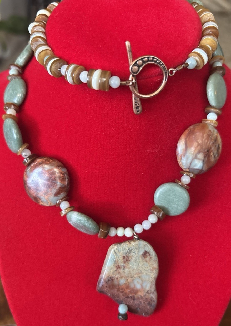 Southwest JBB Beautiful Agate Multi-Stone Necklace Signed Unique Statement Piece
