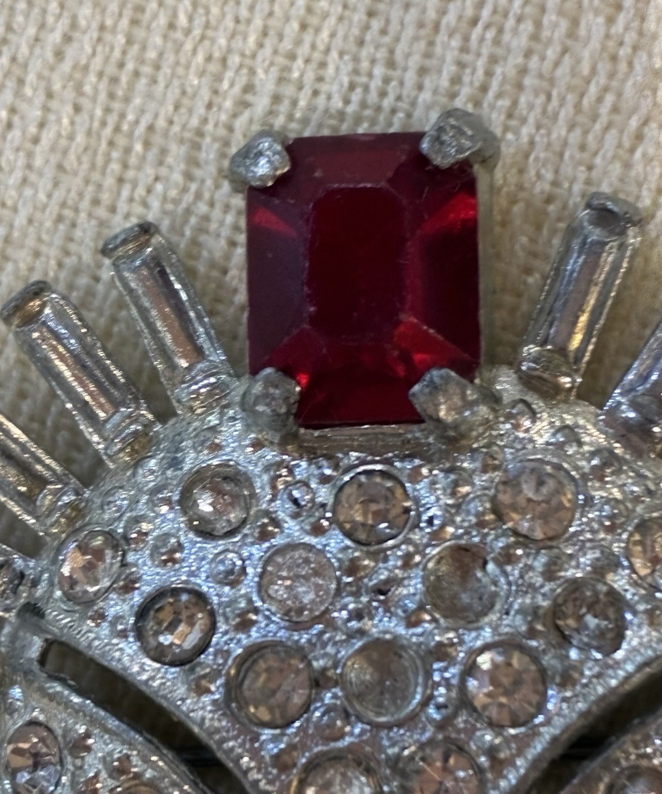 Vintage Reinad Pot Metal Crystal Rhinestone Princess Face Mask Brooch Pin