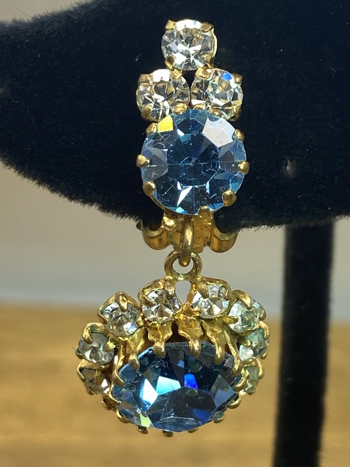 Vintage 1950s Blue & Clear Rhinestone Gold Tone Clip On Dangle Earrings 1.5”