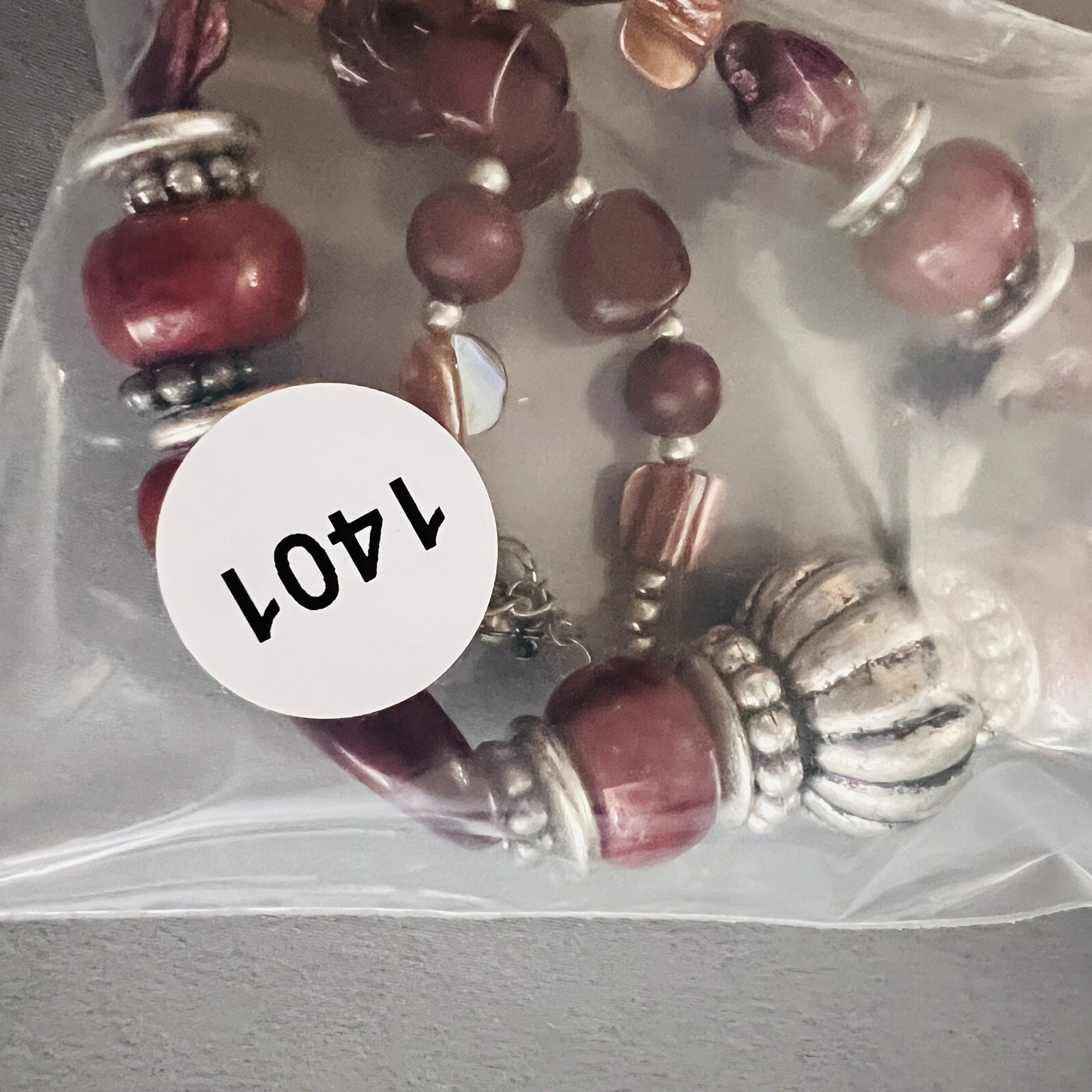 Vintage Lucite Necklace Wine Red Burgundy Silver Chunky Beads Shell PRETTY 1401