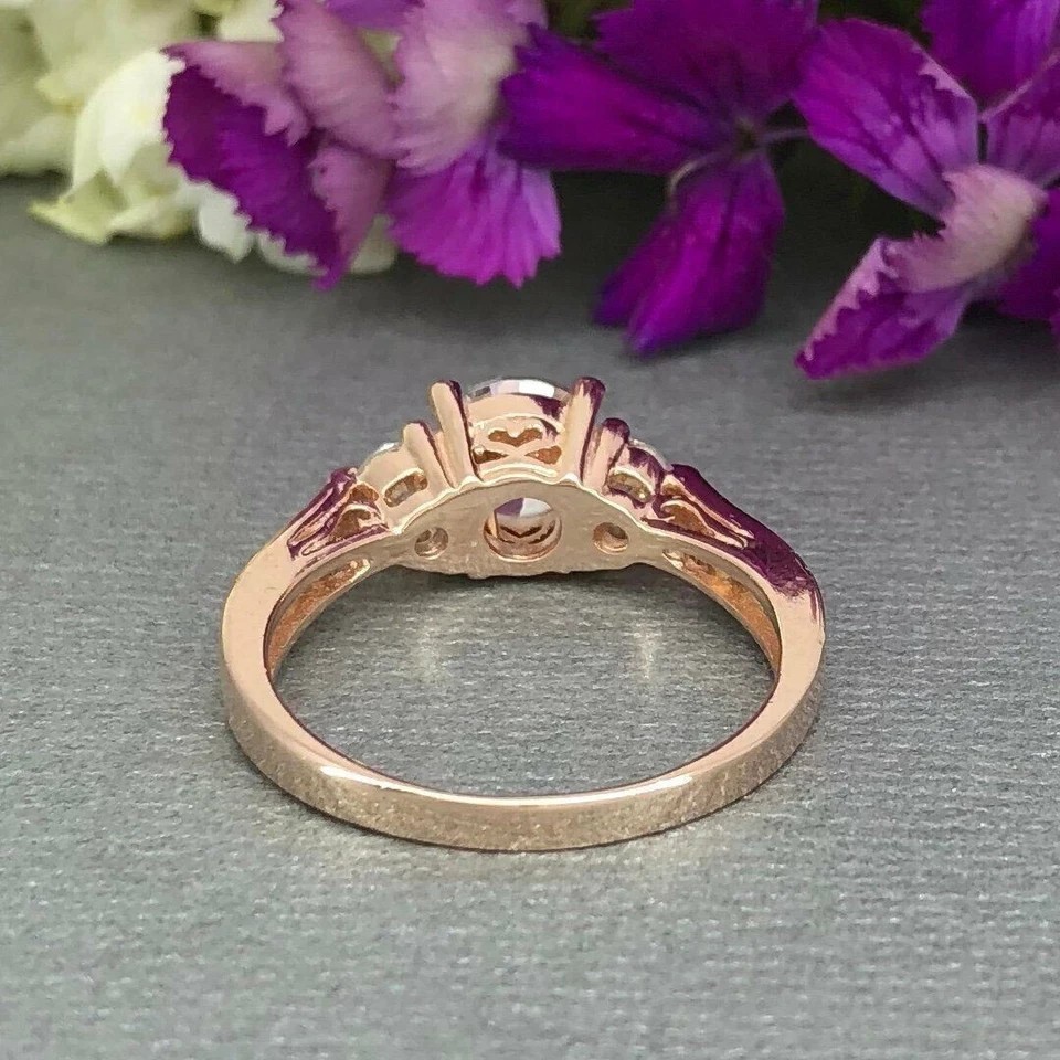 14K Rose Gold Plated In 2.30Ct Round Cut Simulated Diamond Women’s Wedding Ring