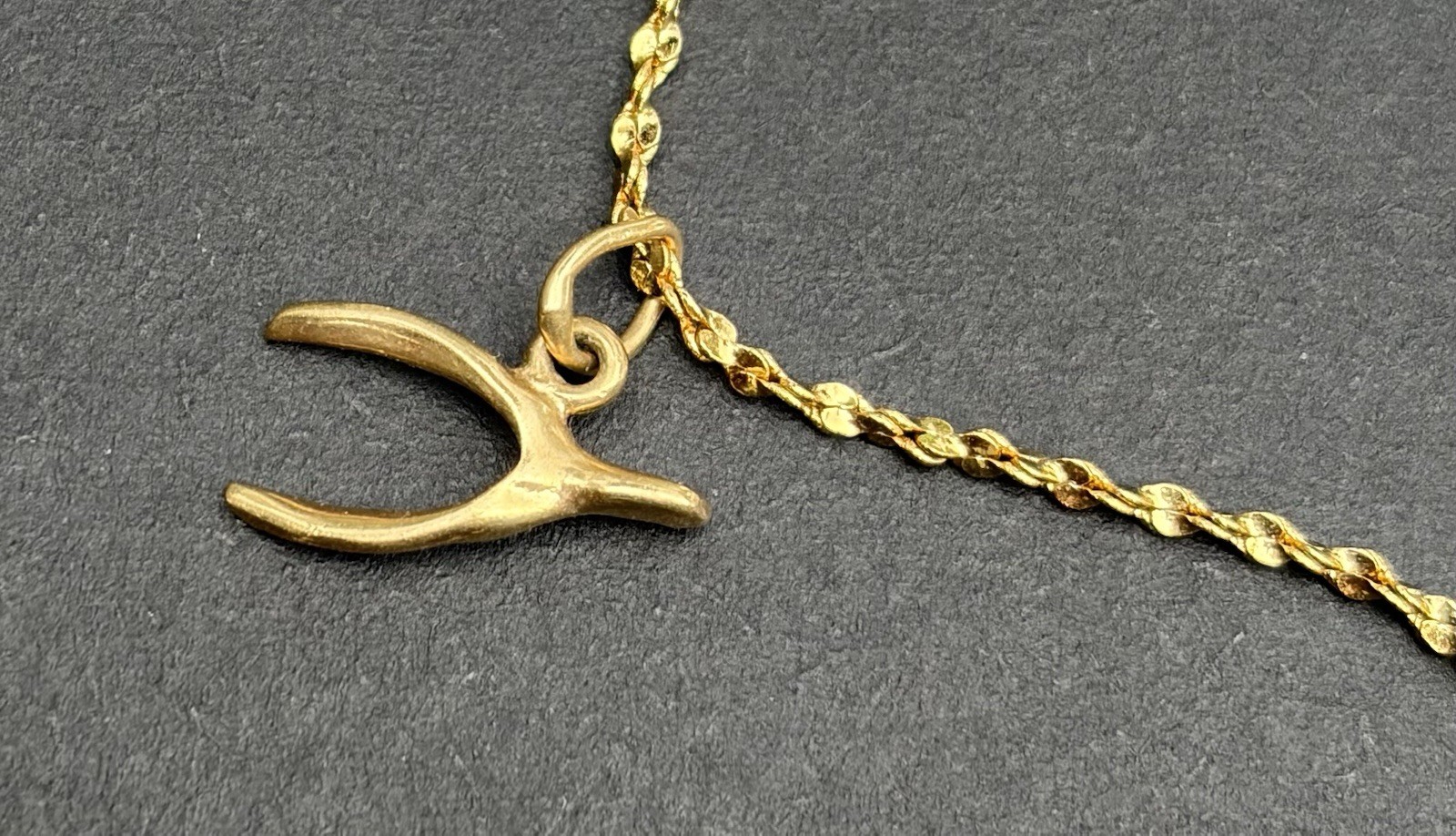 14K Dainty Gold Chain Bracelet With WishBone Charm 2.4 Grams
