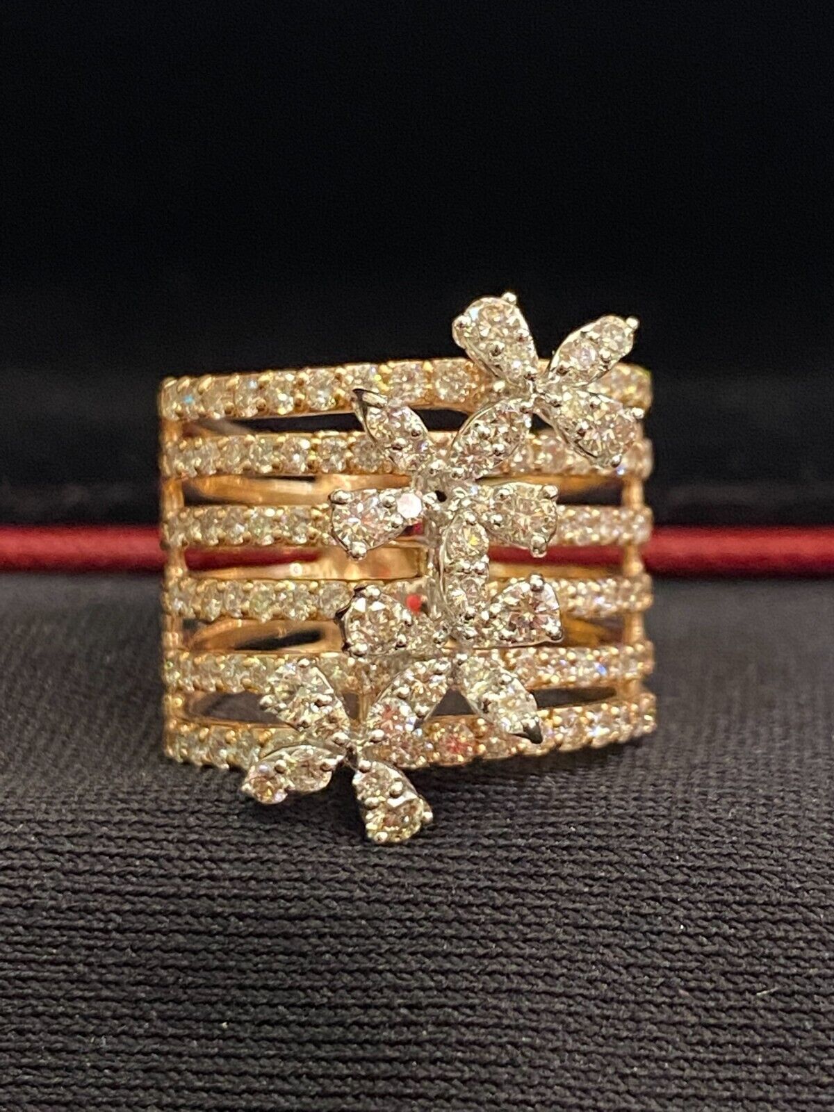 Pave 1.90 Cts Round Brilliant Cut Diamonds 3-Flower Wedding Ring In 585 14K Gold