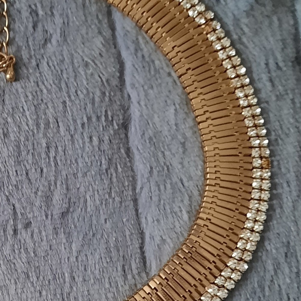 Cz goldtone accordian style choker collar bib necklace adjustable length