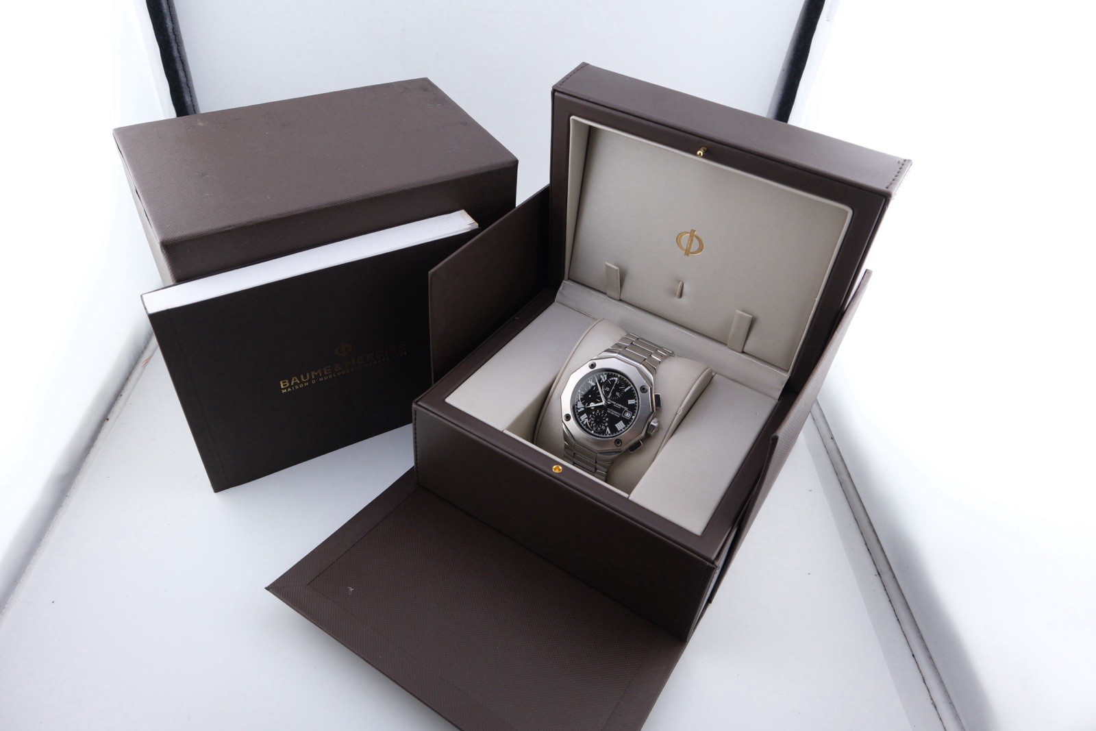 Baume & Mercier Riviera 65541 Chronograph Date Automatic Clean 43mm 7”