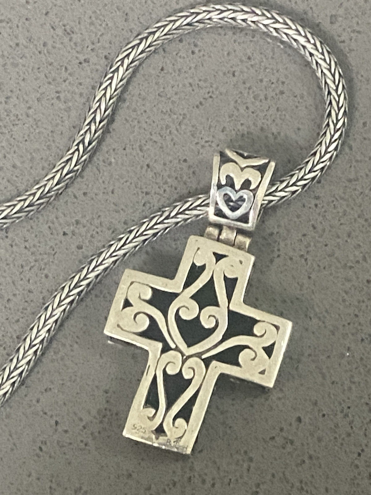 Sterling Silver Byzantine Chain W/Cross Pendant 40g