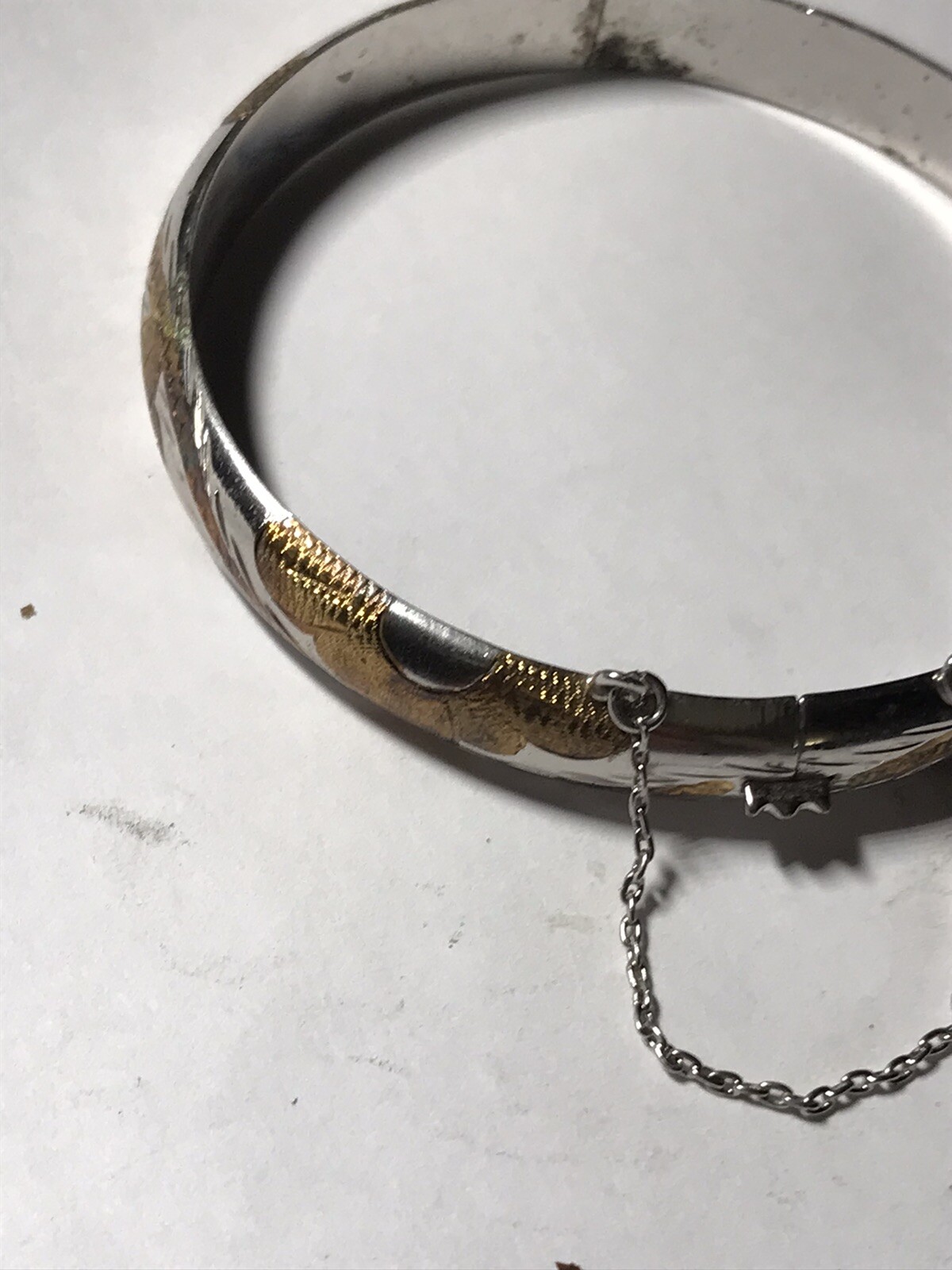 Kids victorian Sterling silver bangle Jewelry With Safety Chain 2.5”