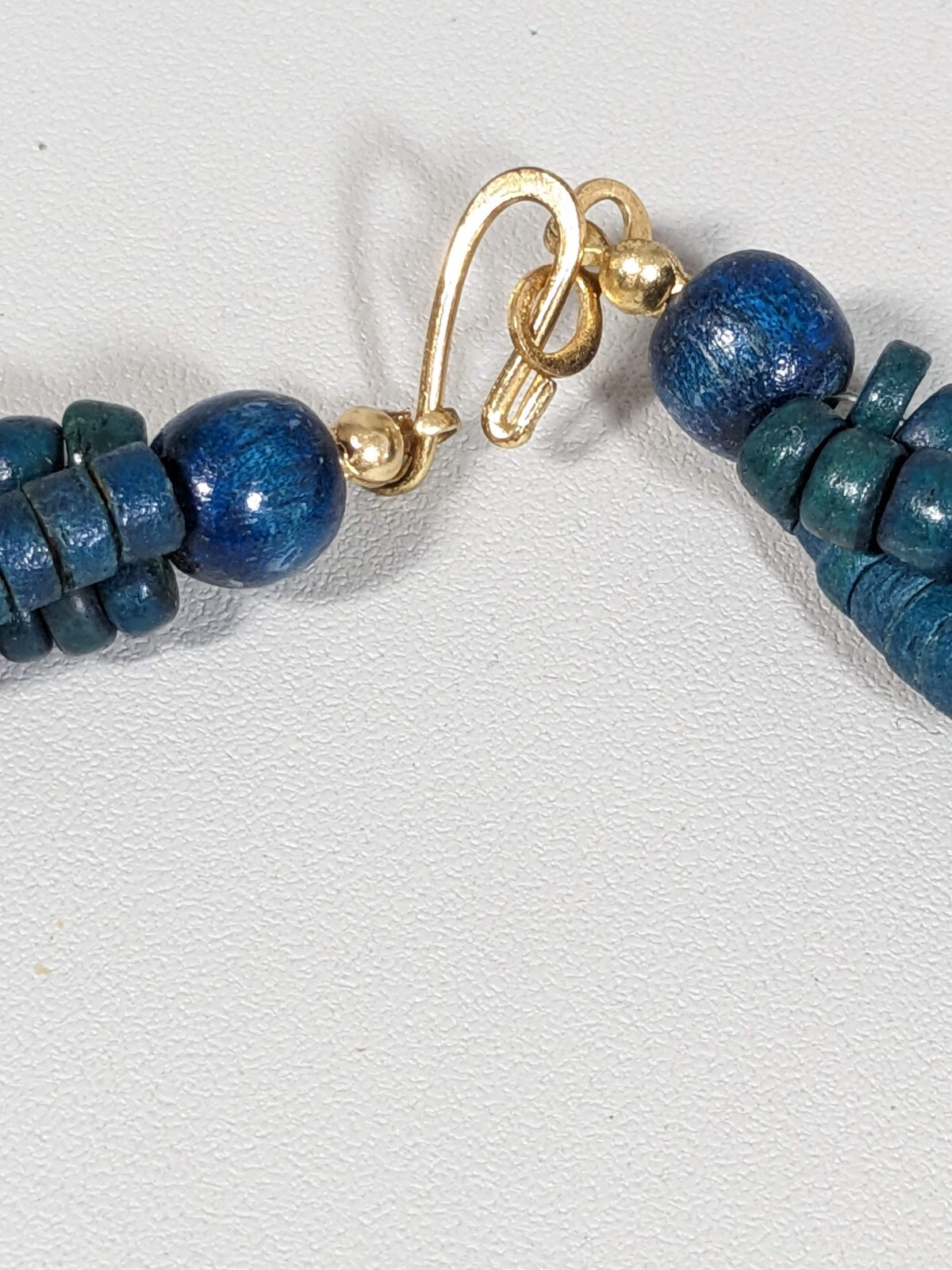 Vintage Gold Tone Green Blue Brown Wood Twist Necklace 24 inches
