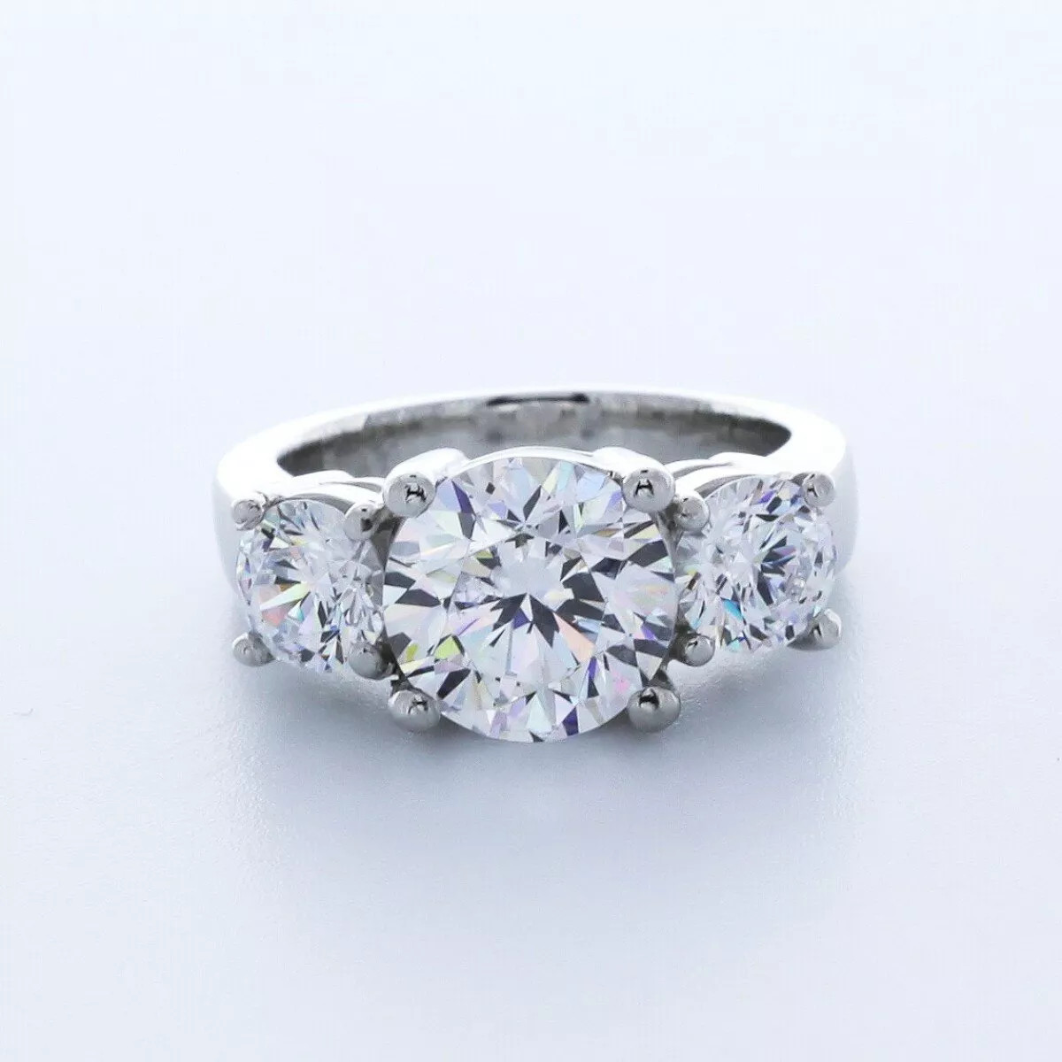 Platinum 3-Stone Engagement Ring Classic 3.17 CT Round Lab-Grown Diamond D VS2