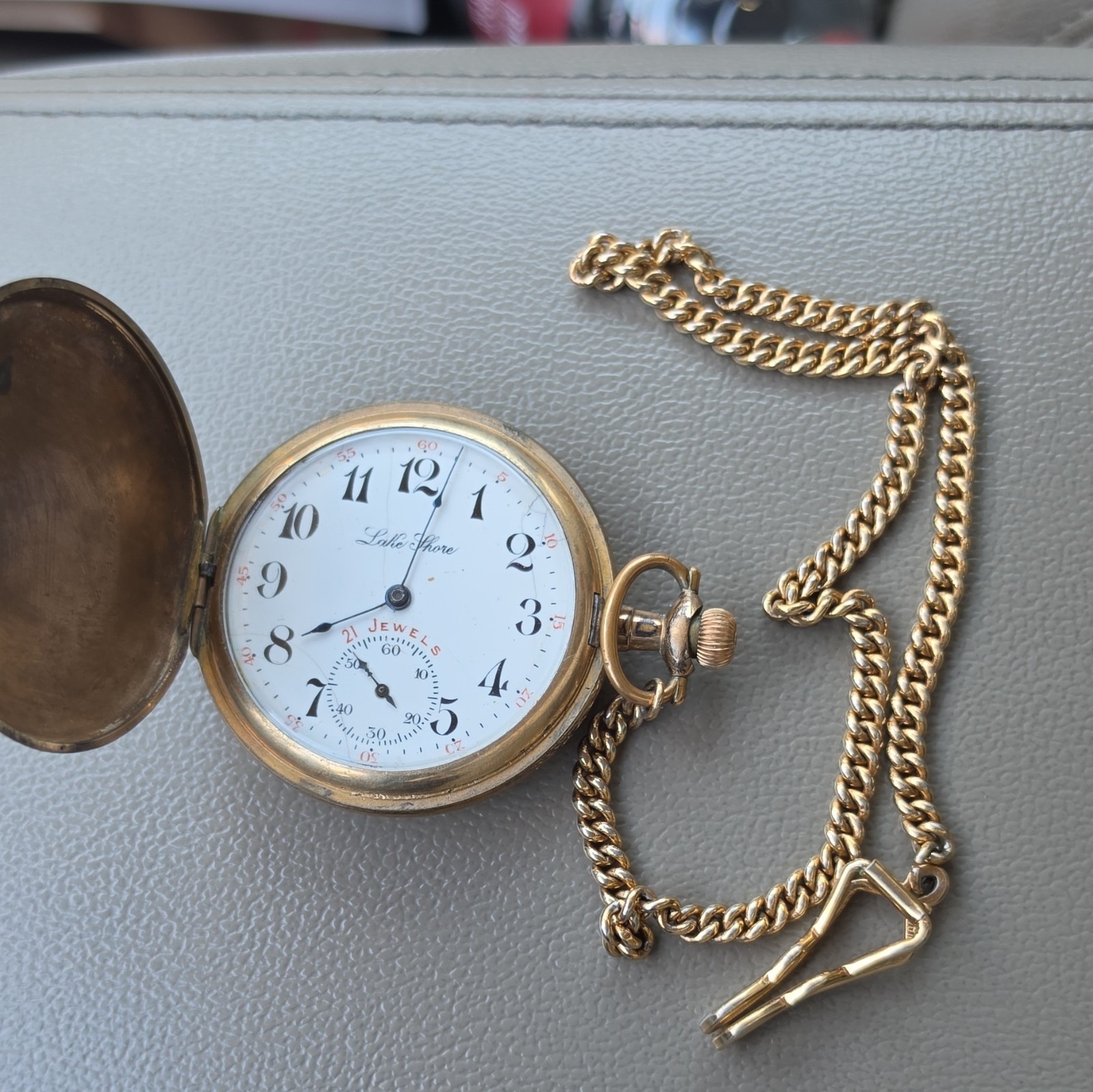 Lake Shore 21J Full Hunter Mechanical Pocket Watch White Dial Gold Filled Chain