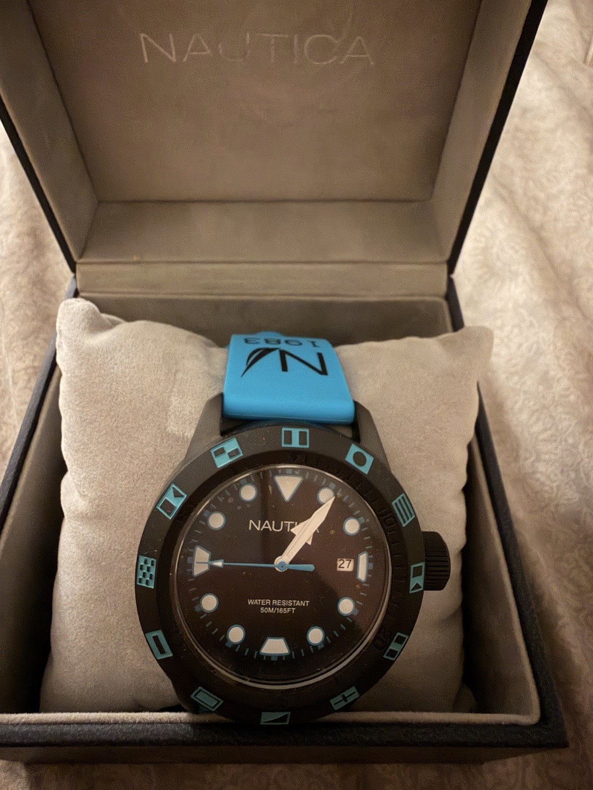 Nautica Men’s Sport Quartz Date Black Dial Blue Silicone Strap 50mm 50m Box